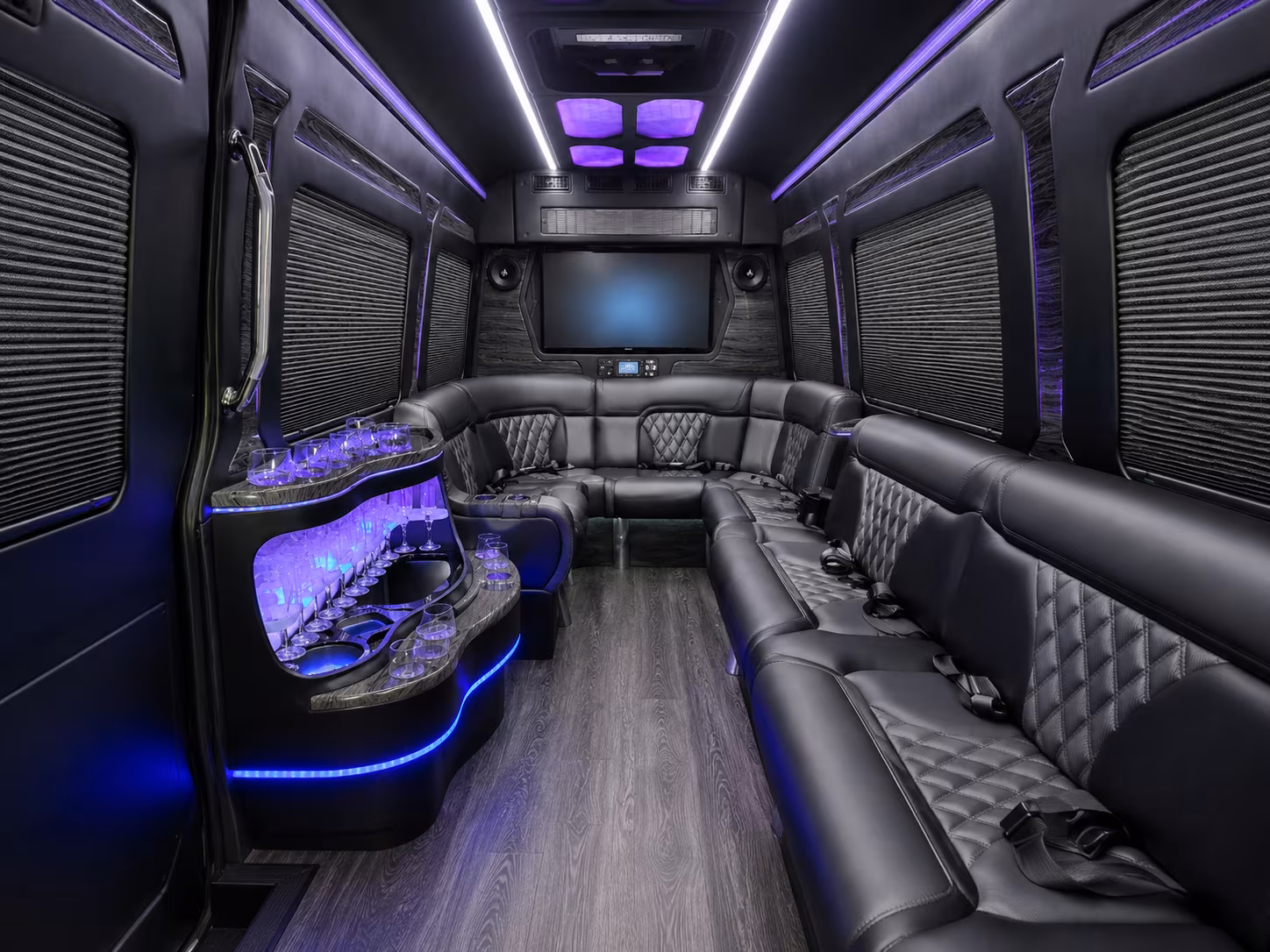 busrentallagunaniguel com makes it possible to book airport transfers to sna lax san for military groups